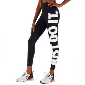 Nike sportswear leggings